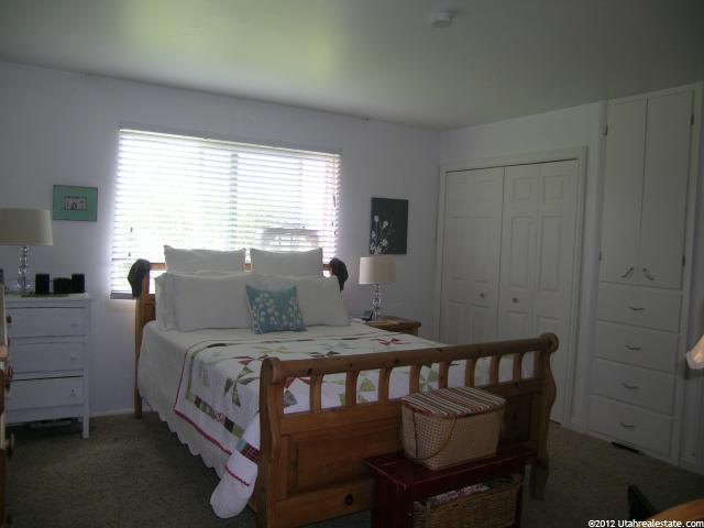 33 S 200 E, Loa, UT 84747 — photo 9