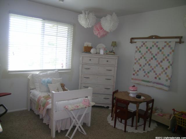 33 S 200 E, Loa, UT 84747 — photo 10