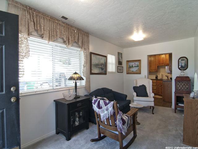 635 E 400 N, Centerville, UT 84014 — photo 4