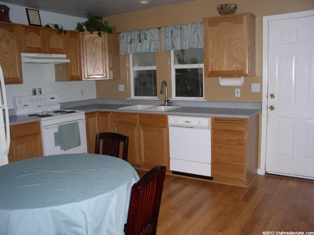 237 N 360 W, Clearfield, UT 84015 — photo 6