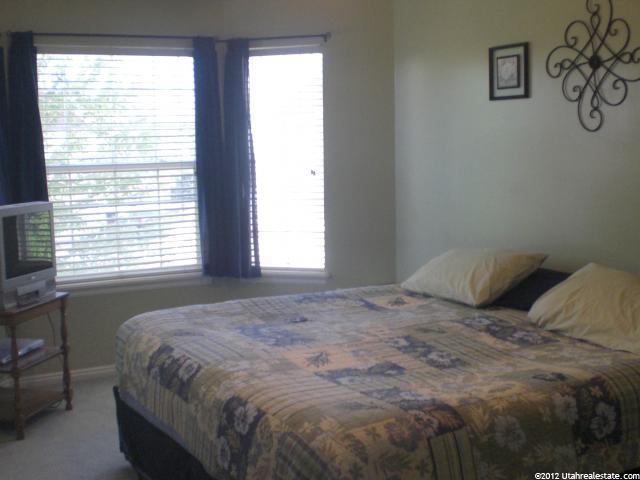 237 N 360 W, Clearfield, UT 84015 — photo 10