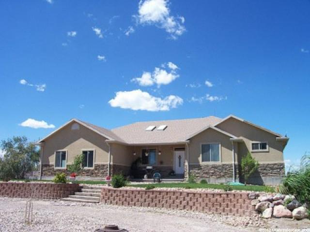 212 S Manzanita Ave E, Delta, UT 84624 — photo 2