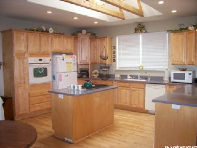 212 S Manzanita Ave E, Delta, UT 84624 — photo 5