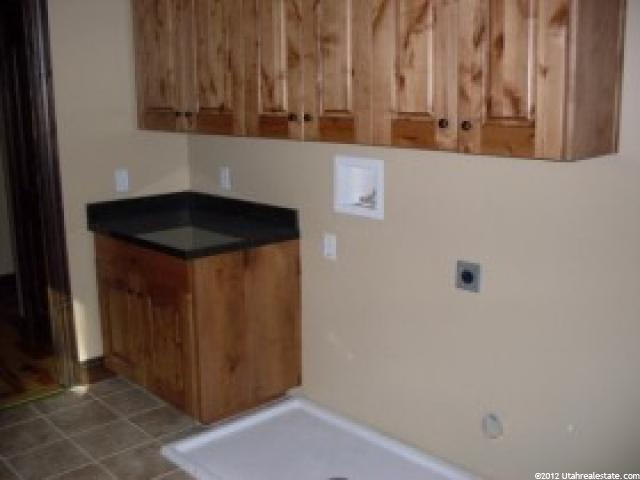 2661 E 2250 N, Layton, UT 84040 — photo 7