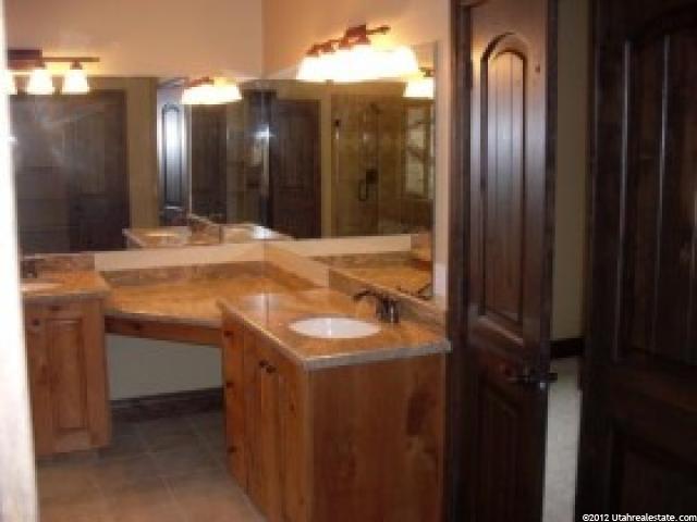 2661 E 2250 N, Layton, UT 84040 — photo 8