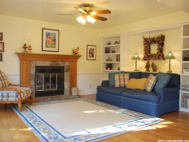 728 E Royal Ann Ct., Kaysville, UT 84037 — photo 3