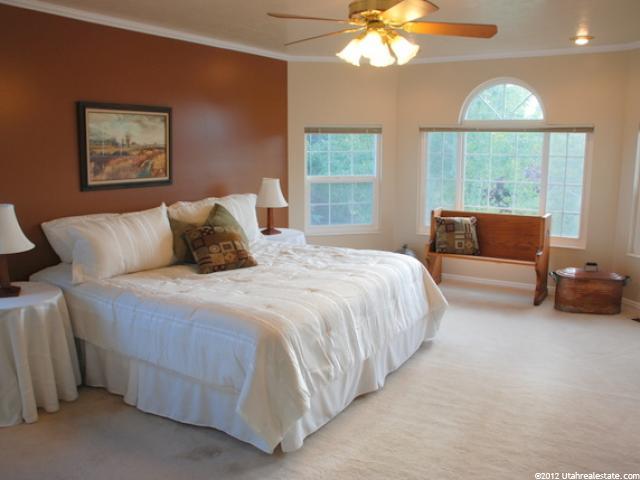 728 E Royal Ann Ct., Kaysville, UT 84037 — photo 4