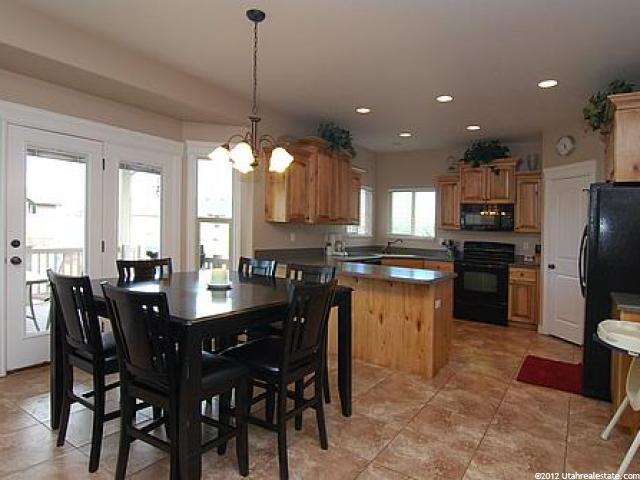 2427 N 2575 W, Farr West, UT 84404 — photo 8