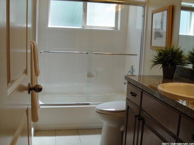 697 S Eagle Pass #31A, North Salt Lake, UT 84054 — photo 12