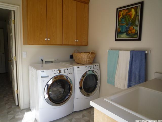 8515 S 1200 E, Paradise, UT 84328 — photo 9