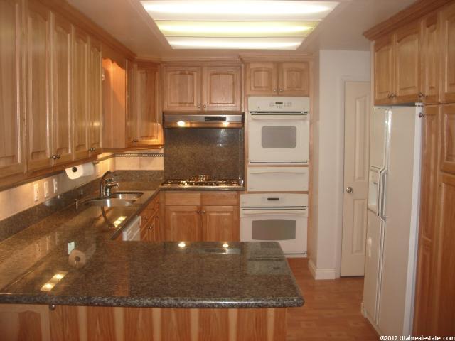 9442 S David St, Sandy, UT 84070 — photo 4