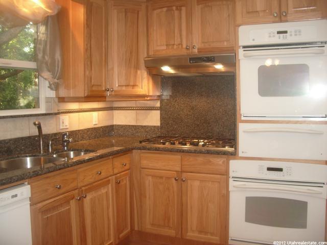 9442 S David St, Sandy, UT 84070 — photo 5