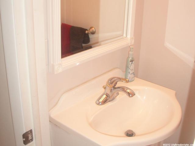 9442 S David St, Sandy, UT 84070 — photo 8