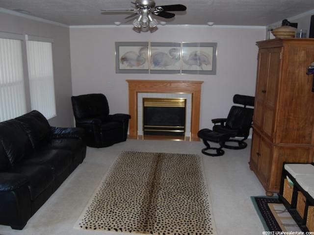 8468 S 935 E, Sandy, UT 84094 — photo 9