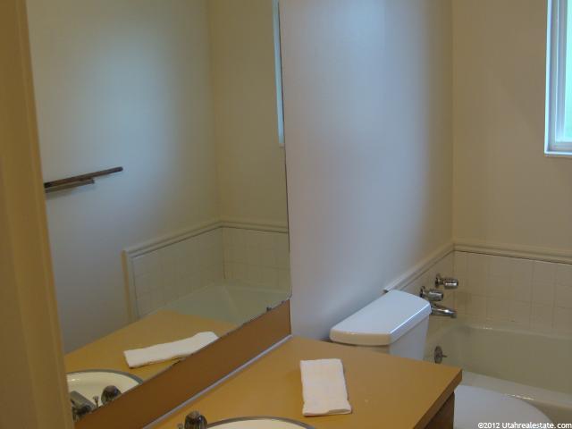 1135 N 675 W, West Bountiful, UT 84087 — photo 6