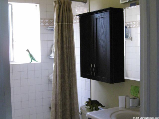 563 E 10600 S, Sandy, UT 84070 — photo 6