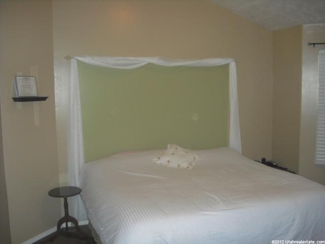 1373 N 2700 W, Clinton, UT 84015 — photo 4