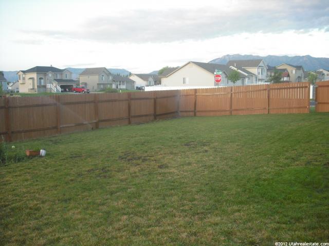 1373 N 2700 W, Clinton, UT 84015 — photo 7