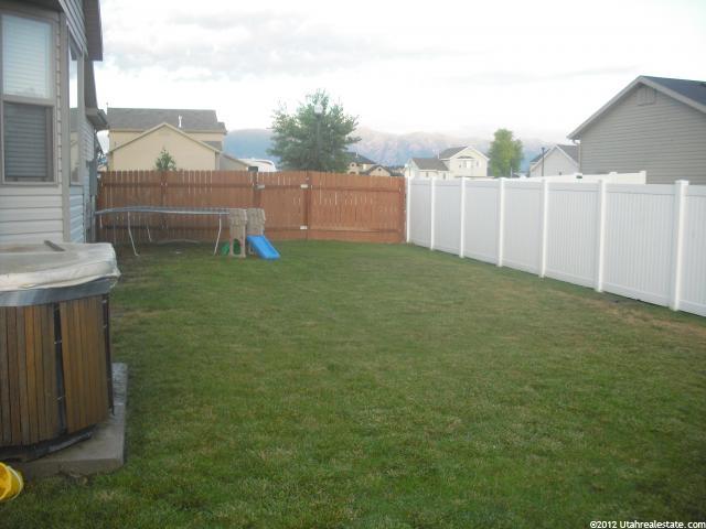 1373 N 2700 W, Clinton, UT 84015 — photo 8