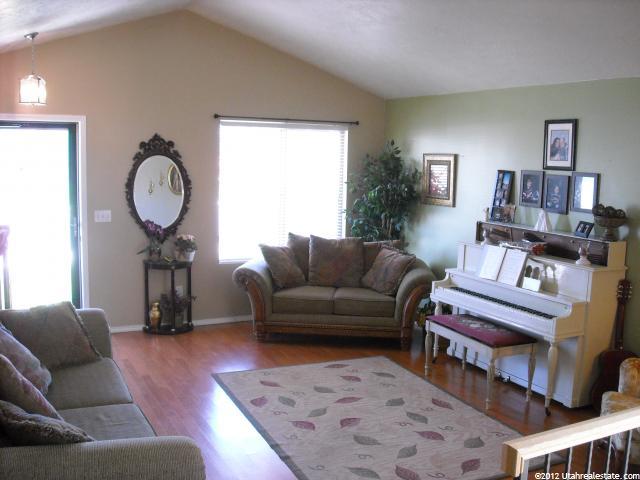 1373 N 2700 W, Clinton, UT 84015 — photo 9