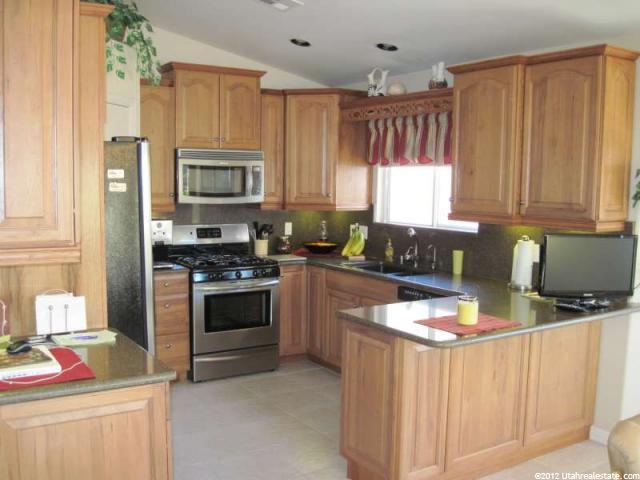 1636 W Cold River Dr, St. George, UT 84790 — photo 9