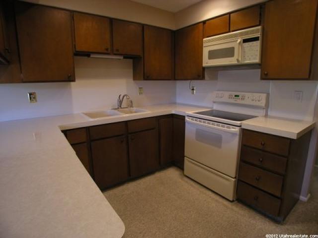 5454 S 925 E, South Ogden, UT 84405 — photo 8