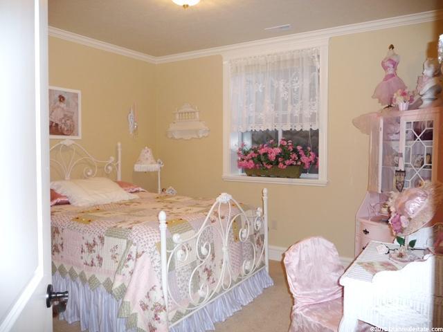 458 N Linden Ln, Providence, UT 84332 — photo 9
