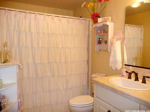 458 N Linden Ln, Providence, UT 84332 — photo 10