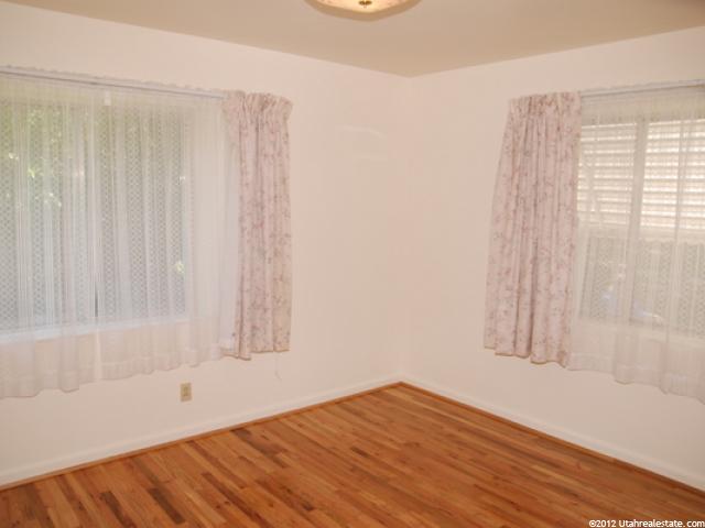 142 E State St, Farmington, UT 84025 — photo 4