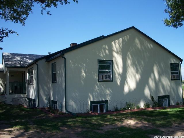 1255 E 2500 S, Vernal, UT 84078 — photo 6
