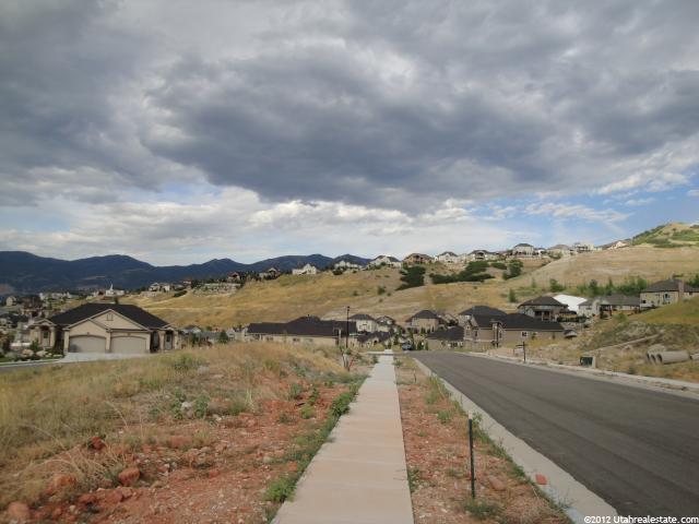 699 S Eagle Pass St E #31B, North Salt Lake, UT 84054 — photo 3