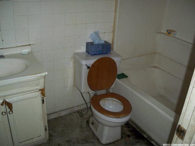 403 N Grant Ave W, Ogden, UT 84404 — photo 7