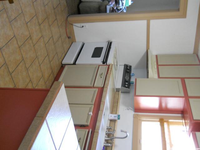 1020 Patterson St, Ogden, UT 84403 — photo 3