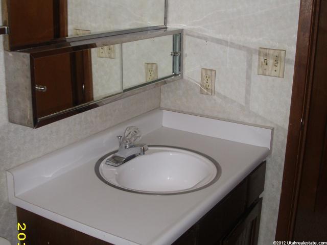 2324 Arrowhead Trl, Santa Clara, UT 84765 — photo 5