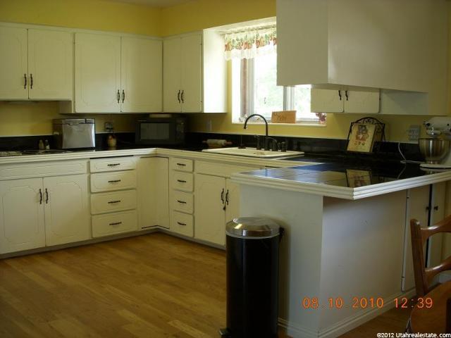 693 N 300 E, Nephi, UT 84648 — photo 9