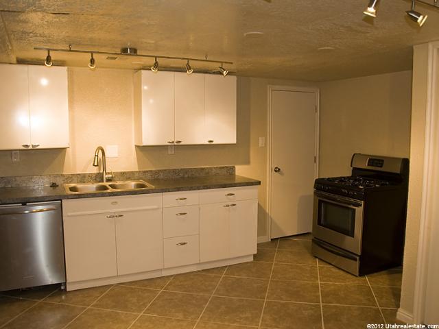 835 E 36th St S, Ogden, UT 84403 — photo 5