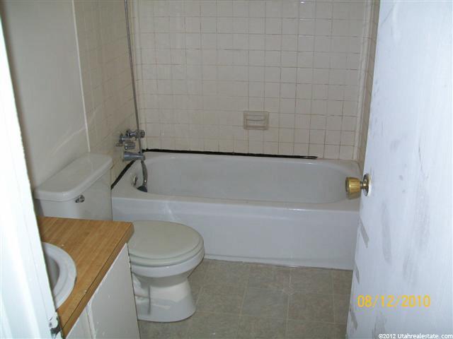 3330 S Vernal Ave W, Vernal, UT 84078 — photo 9