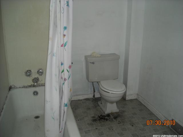285 N 100 E, Logan, UT 84321 — photo 6