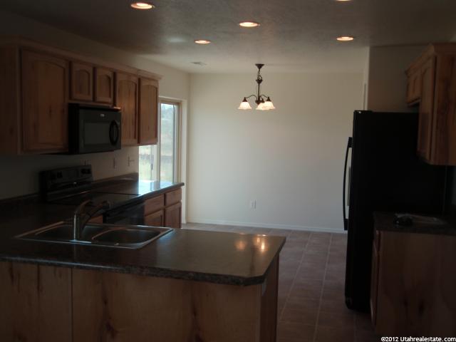 716 E 2680 S, Vernal, UT 84078 — photo 2