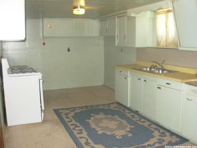 348 Ogden Ave, Ogden, UT 84404 — photo 4