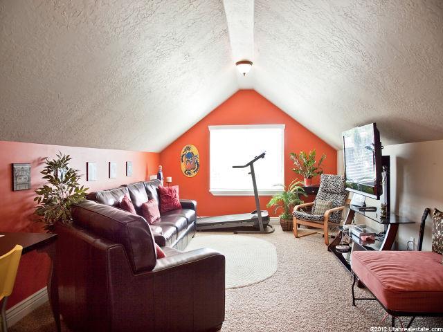 212 W 925 N, Centerville, UT 84014 — photo 12
