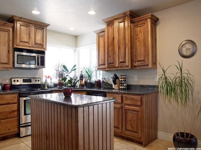 212 W 925 N, Centerville, UT 84014 — photo 10