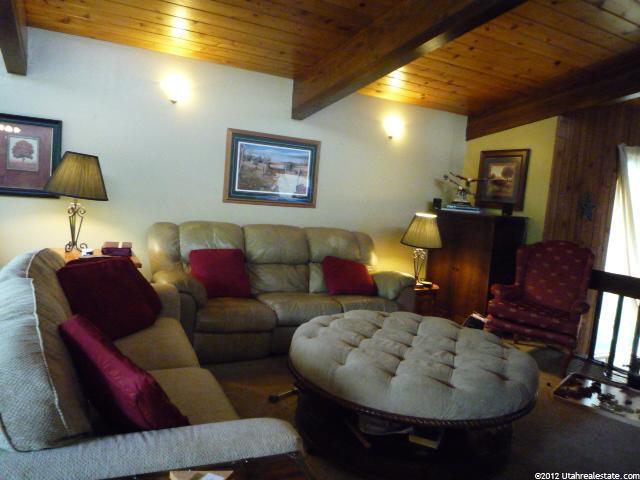 914 River Heights Blvd, River Heights, UT 84321 — photo 4