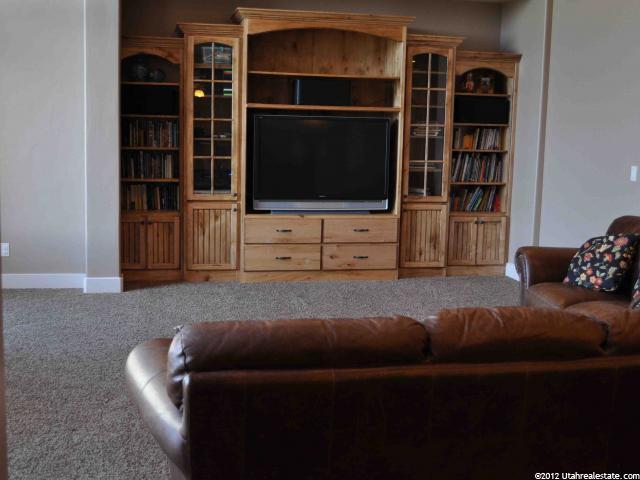 903 W 3150 S, Syracuse, UT 84075 — photo 2
