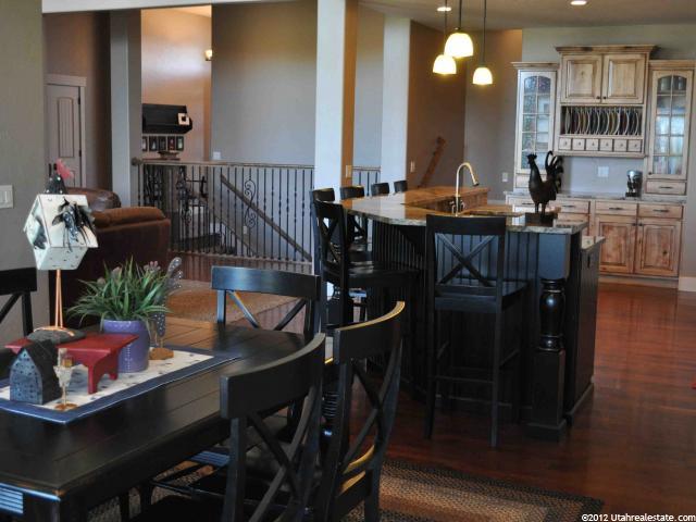 903 W 3150 S, Syracuse, UT 84075 — photo 12