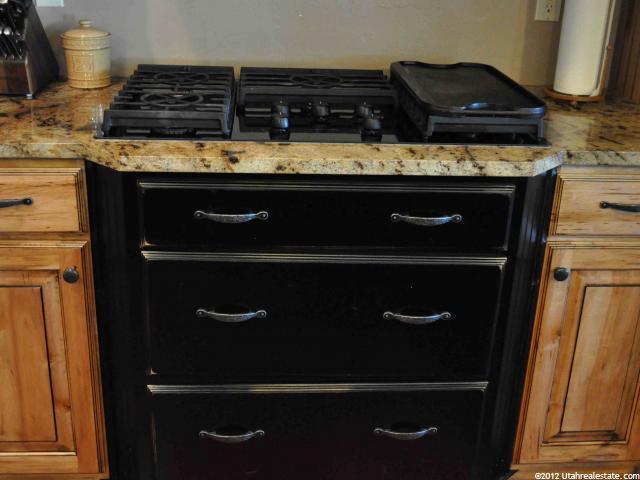 903 W 3150 S, Syracuse, UT 84075 — photo 10