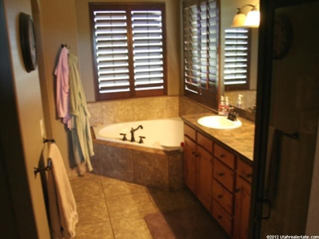 918 N 4100 W, West Point, UT 84015 — photo 10