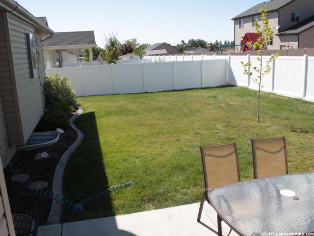 852 W 25 N, Clearfield, UT 84015 — photo 5