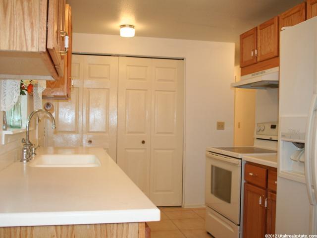 760 Sunrise Ave, Hyrum, UT 84319 — photo 3