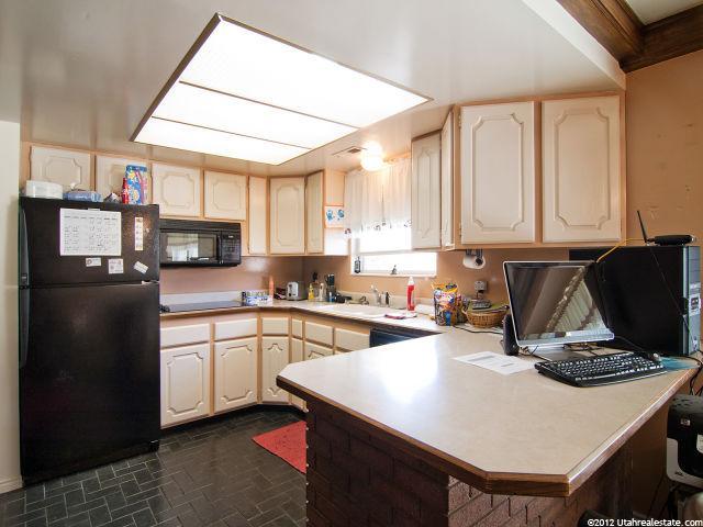 1759 W 4575 S, Roy, UT 84067 — photo 9